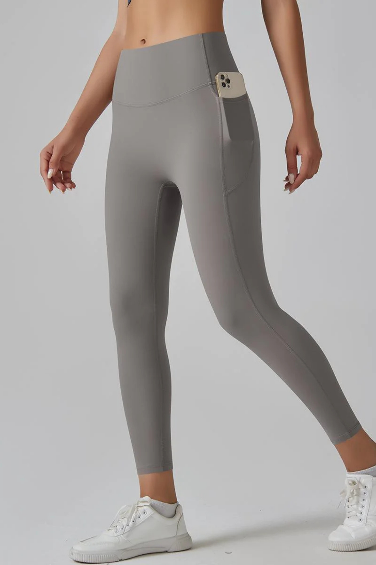 BELLA™ HOLARA LEGGINGS