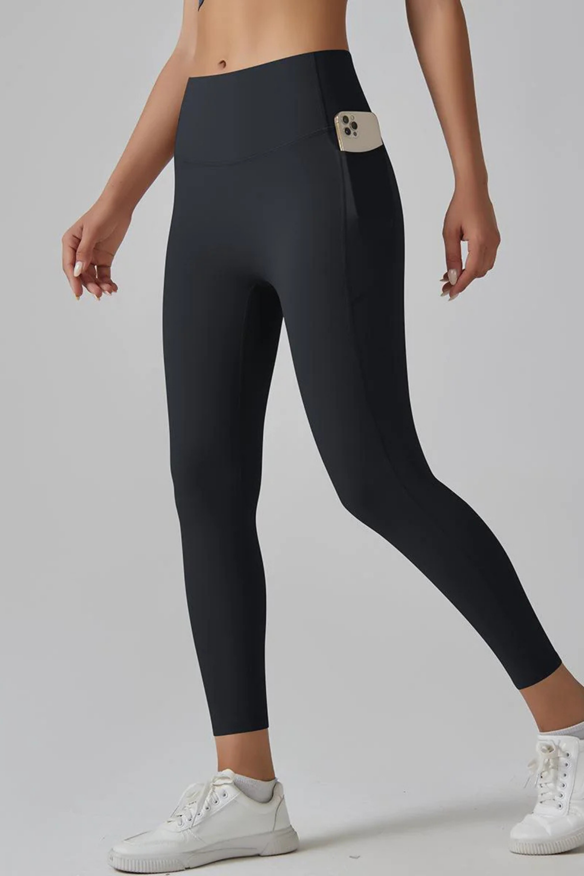 BELLA™ HOLARA LEGGINGS