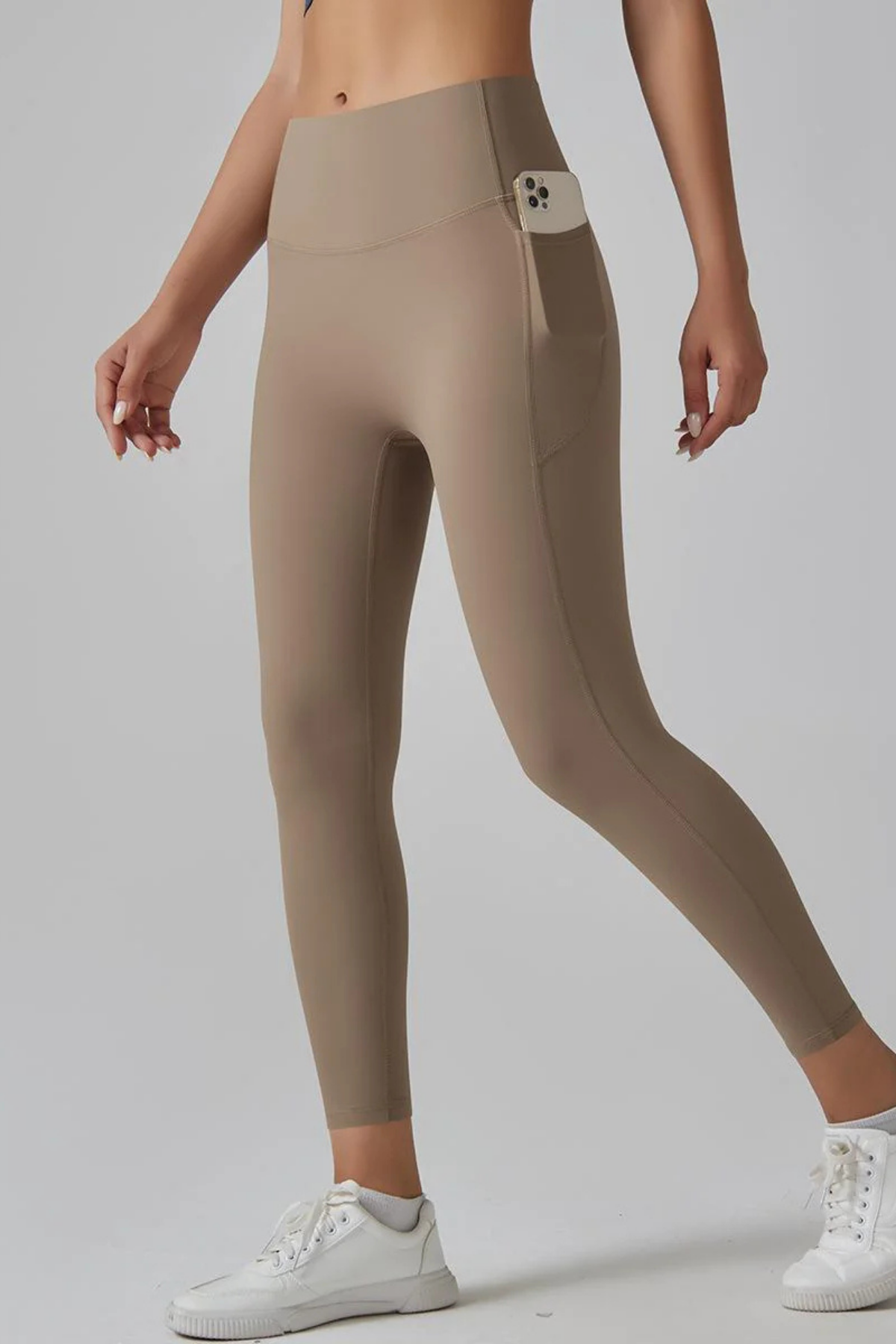BELLA™ HOLARA LEGGINGS