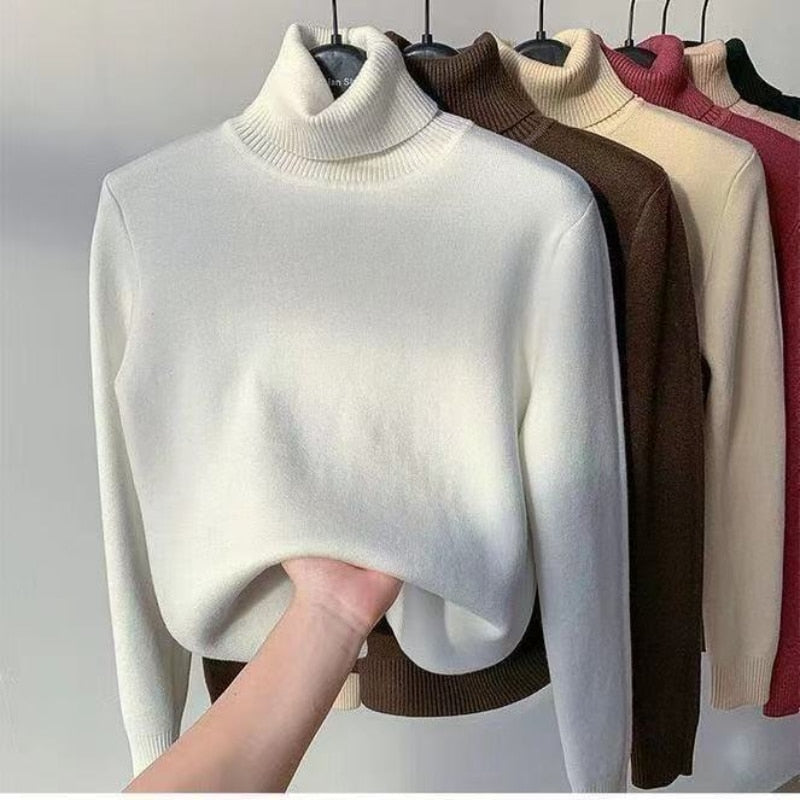 LISA TURTLENECK SWEATER